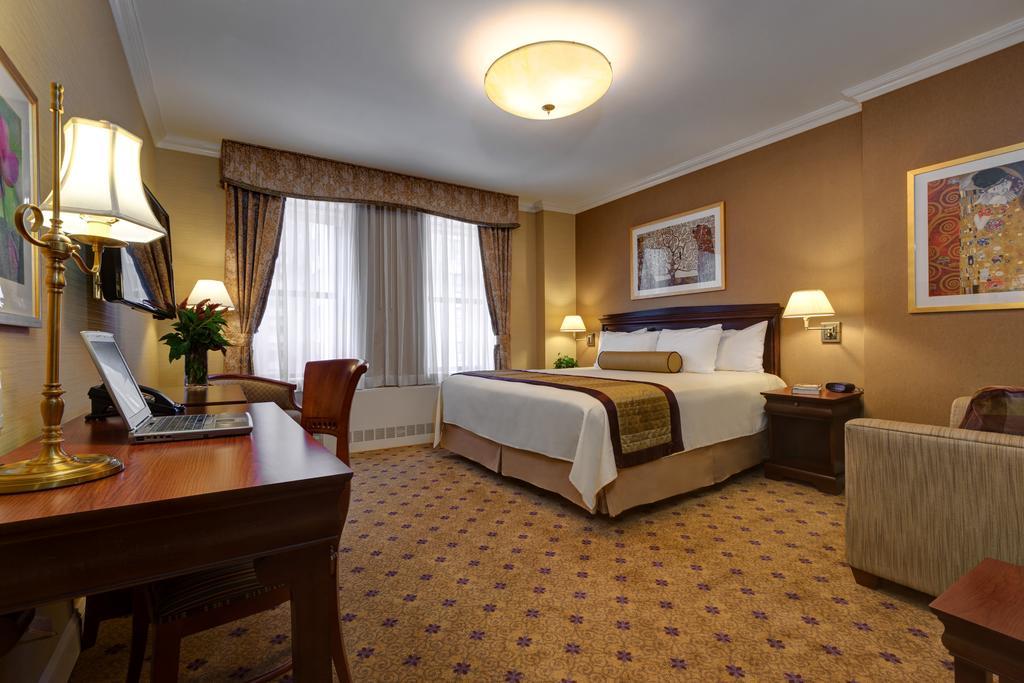 Wellington Hotel New York Bagian luar foto